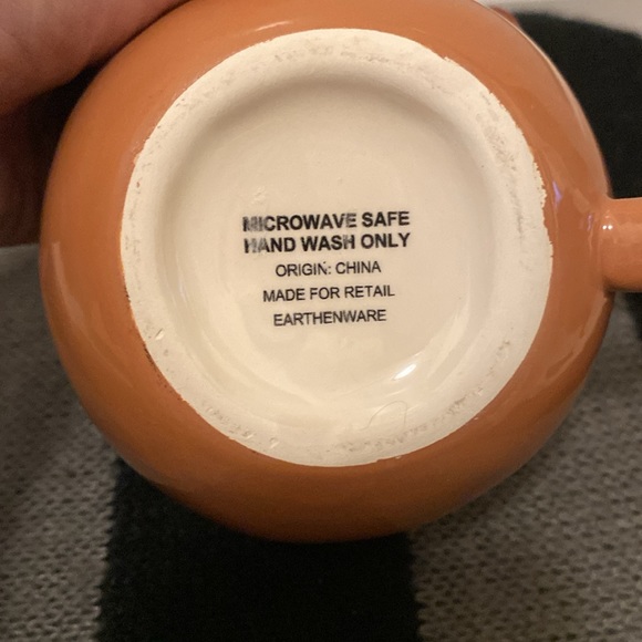 NWOT: EARTHENWARE: Dog Mug- 14 oz - Picture 3 of 3